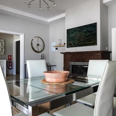 Casa Peras, * La Laguna (Tenerife)